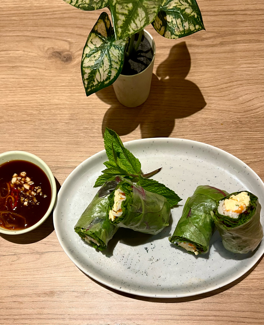 14.-GOI-CUON-Friske-sommeruller-med-omelet_ 14. Goi Cuon Egg omelet - Billede 1