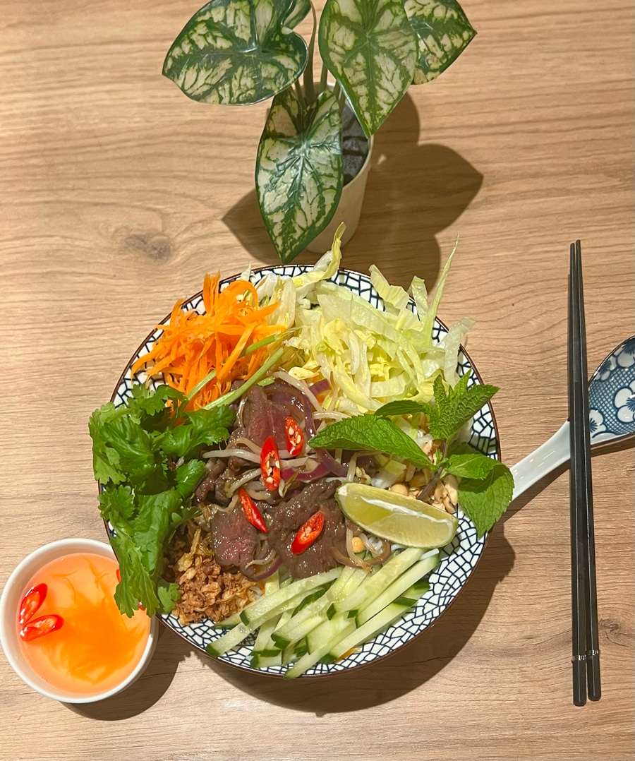 28.-BUN-med-oksekod-og-curry 27. Bun Oksekød - Billede 1