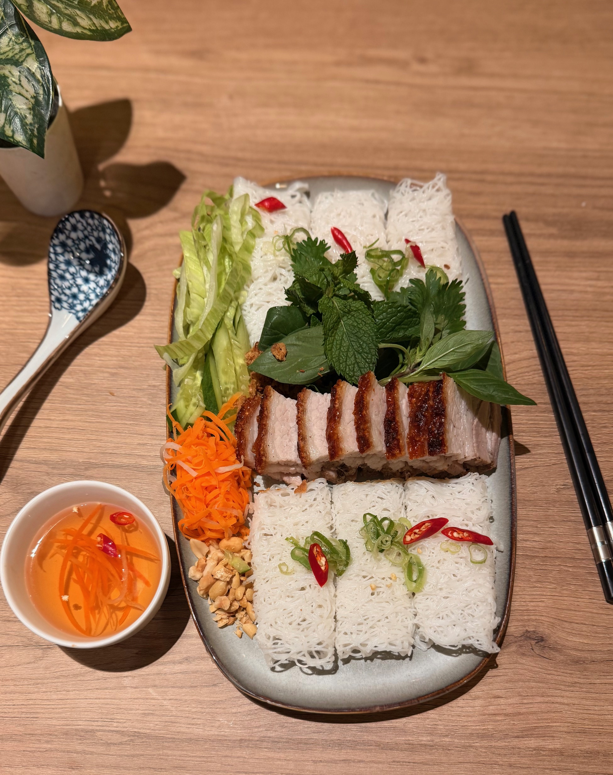 35. BANH HOI med vietnamesik ribbensteg 35. Banh Hoi Ribbensteg - Billede 1