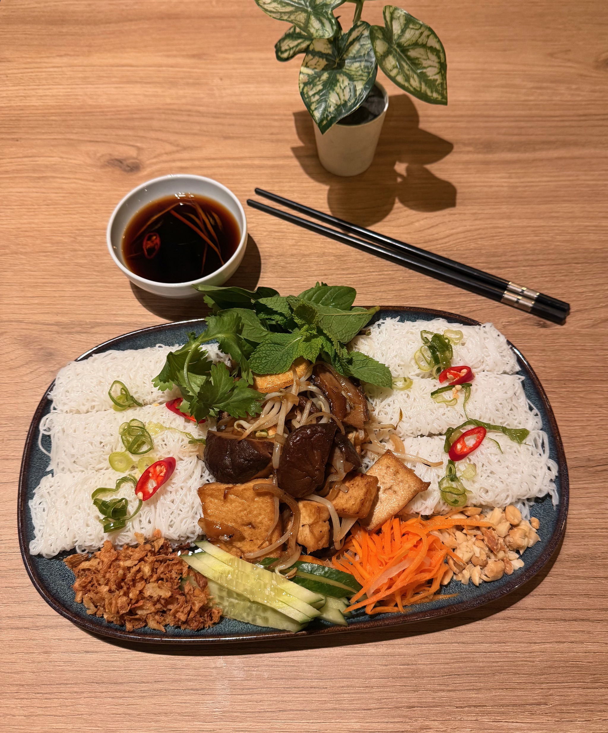 38. BANH HOI veganer 38. Banh Hoi Veganer - Billede 1